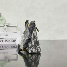 Picture of Dior Handbags _SKUfw239321974fw